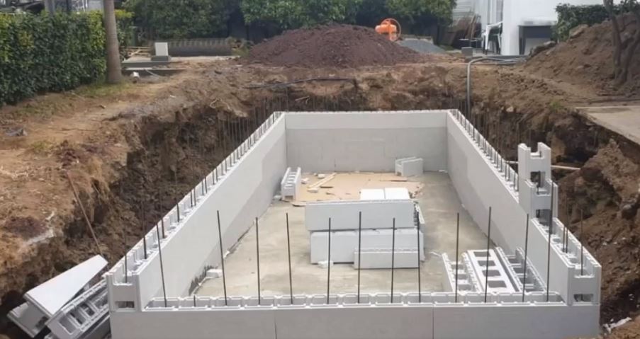 piscine-bloc-bancher