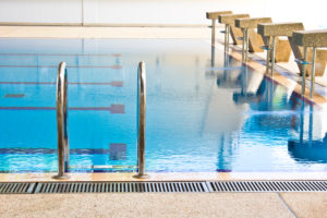 Barrière sauvetage piscine