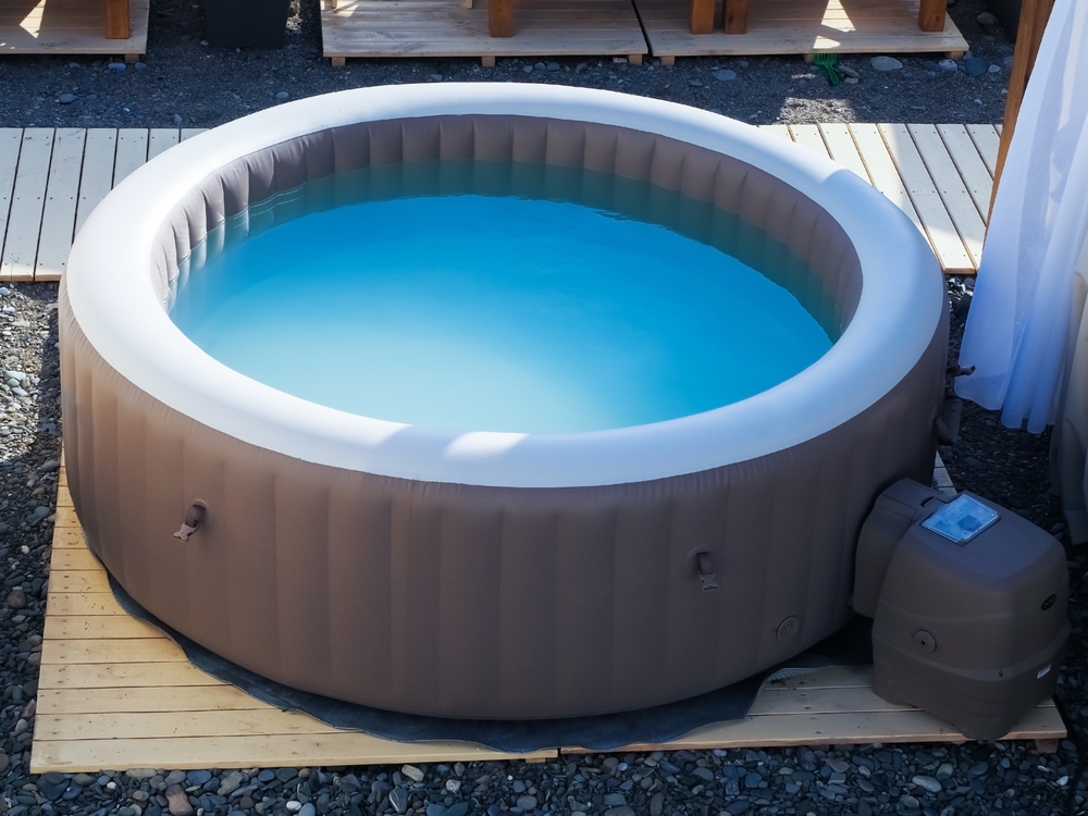 piscine-autoportee-marron